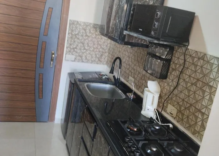 Golden Tayeb Compound Apartment *